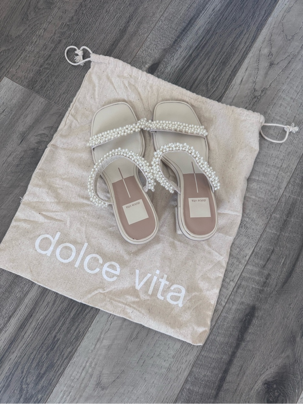 🤍Dolce Vita Cream Pearl-Strap Low Heels